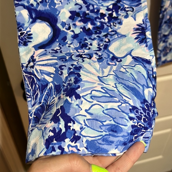 Lilly Pulitzer blue coastal catch and keep Kelly pants 14 blue floral - Picture 4 of 5